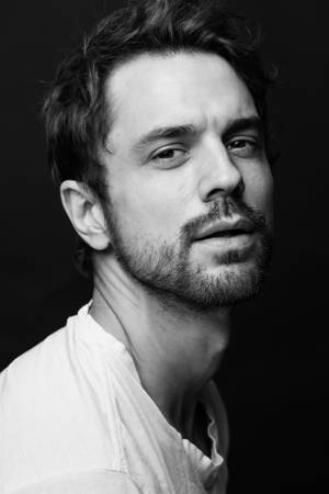cast-image