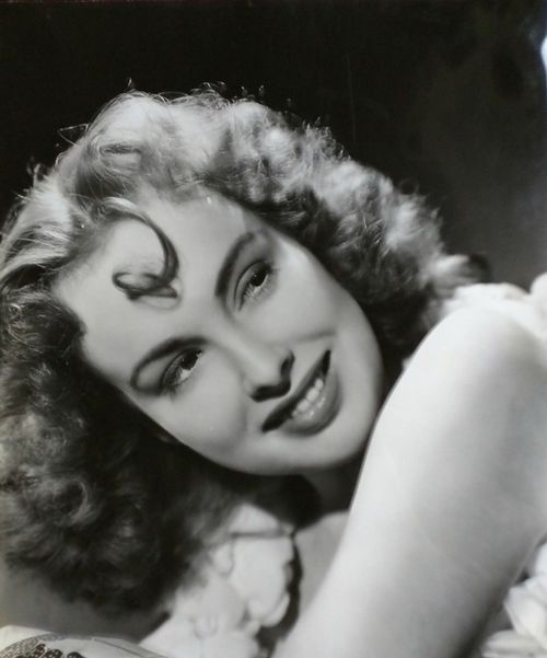 cast-image