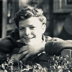 cast-image